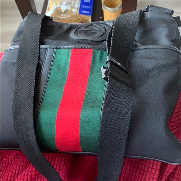 Preloved Authentic Gucci Vintage Crossbody Bag - Picture 2 of 8